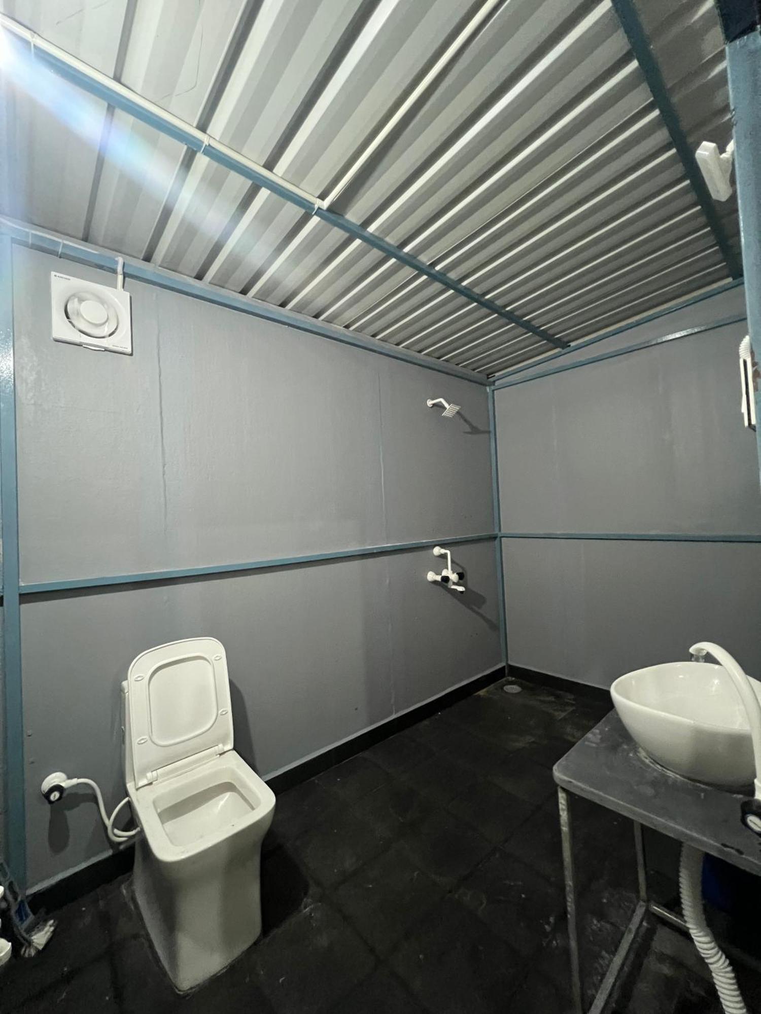Goko Hostel جوكارنا المظهر الخارجي الصورة
